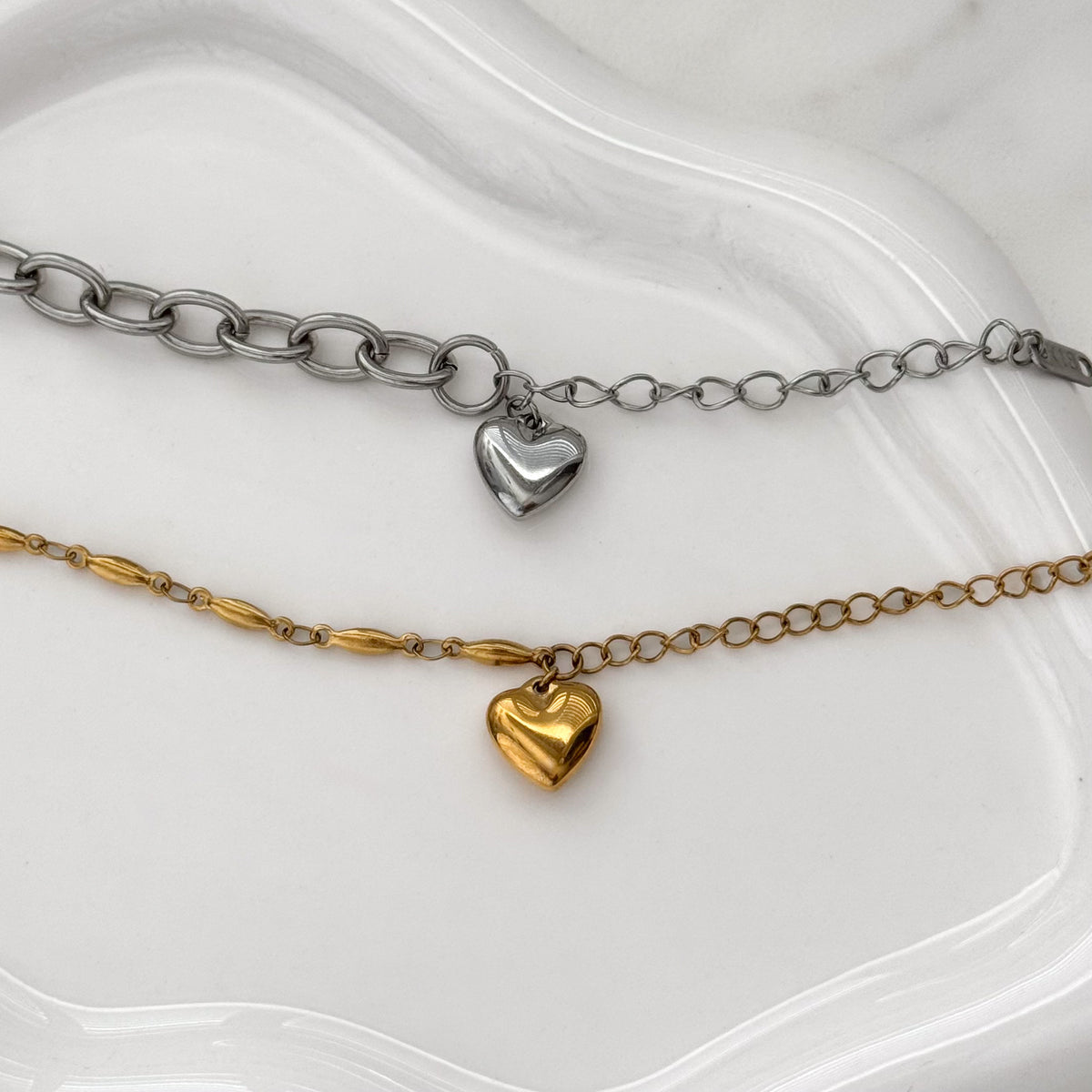 Gold Paperclip Round Charm Bracelet