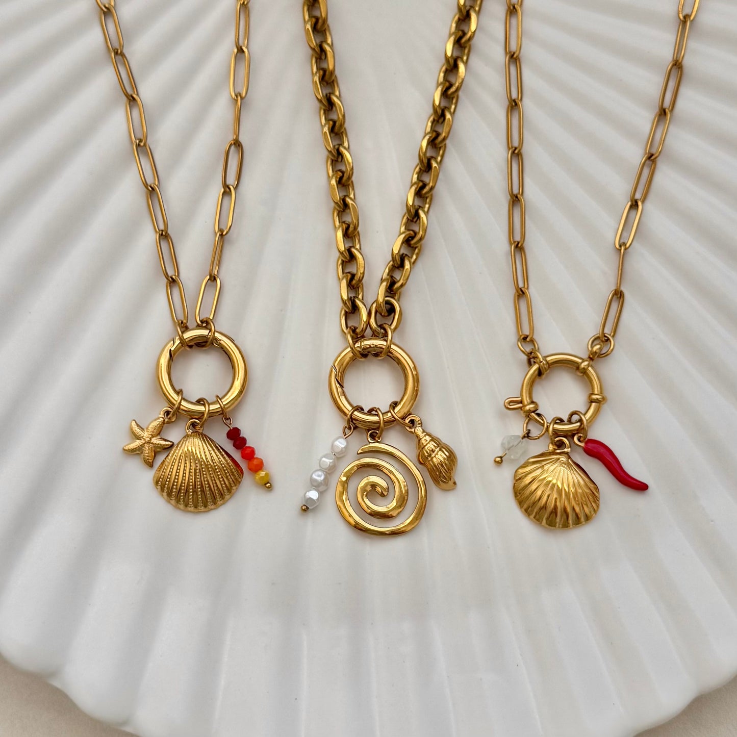 Gold Textured Scallop Charm