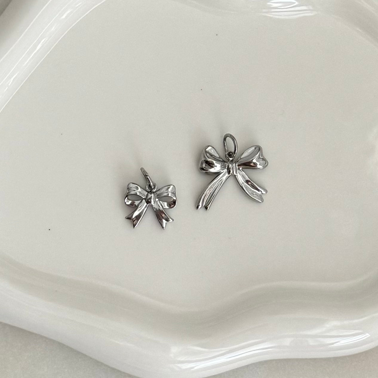 Silver Midi Bow Charm
