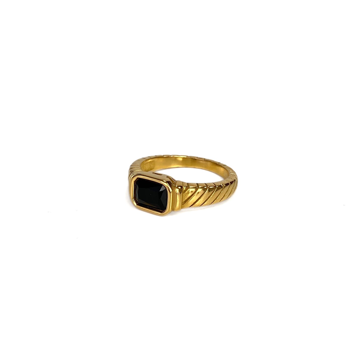 Lucia Ring Black