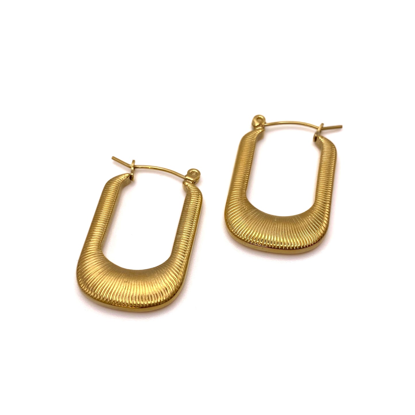 Cleo Hoops